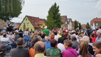 Mehr als 1000 Gegner der Nazis in Stammheim beim friedlichen Protest